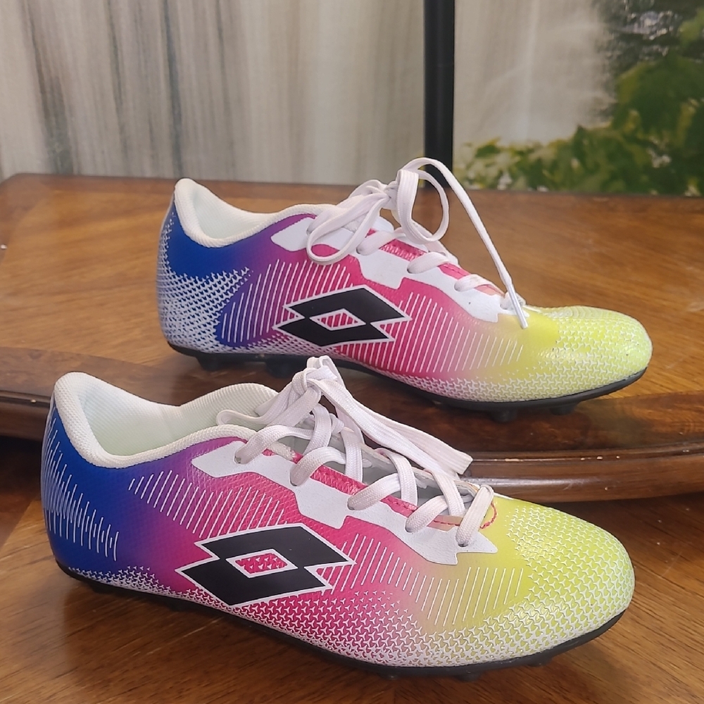 Lotto Sector Youth size 4 Colorful Gradient Outdoor Soccer Cleats